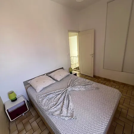Maison 4 A 5 Personnes *