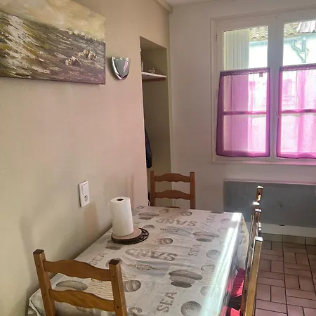 Maison 4 A 5 Personnes *